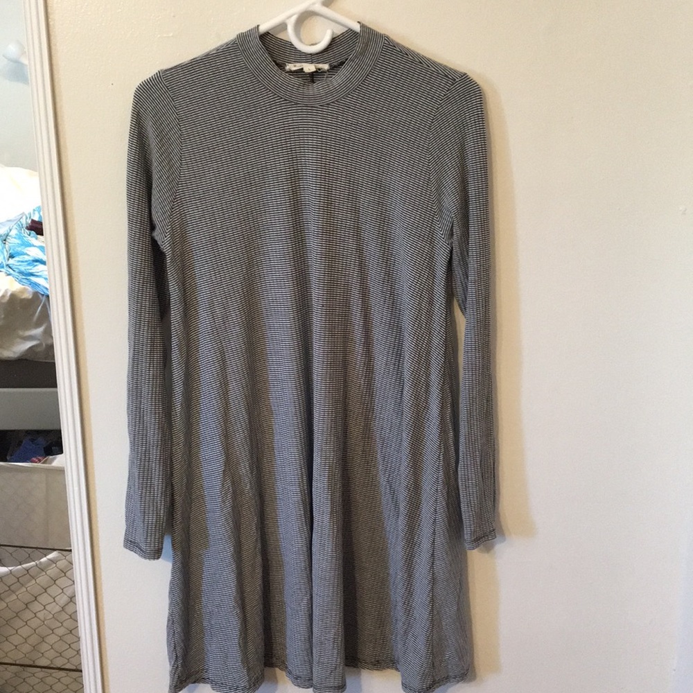 Black/white striped dress